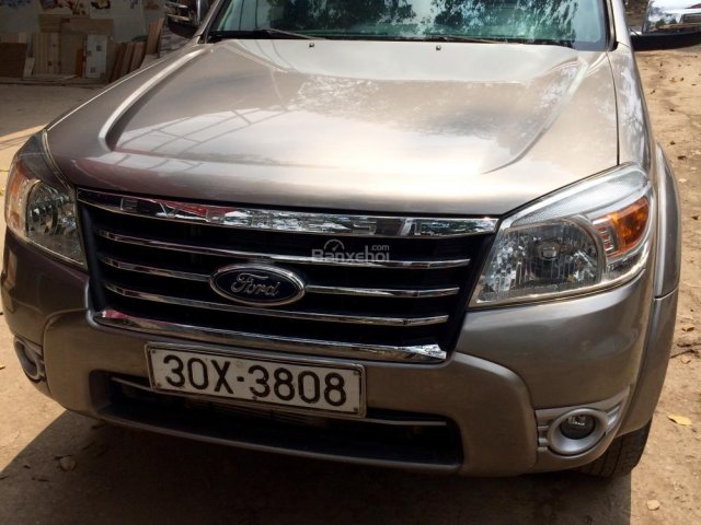 Bán Ford Everest Uw đời 2010, màu xám giá chỉ 540 triệu