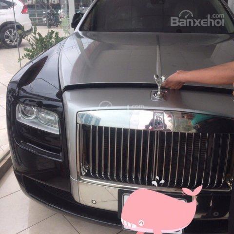 Xe Rolls-Royce Phantom đời 2011, màu đen, nhập khẩu nguyên chiếc