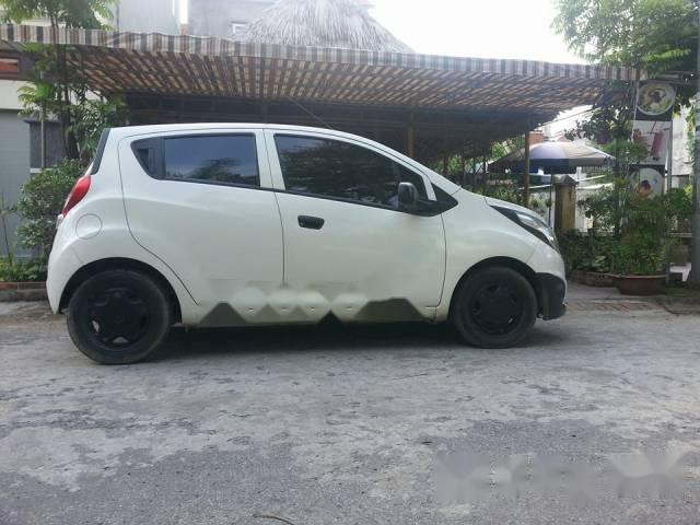 Bán Chevrolet Spark đời 2013, màu trắng, nhập khẩu 