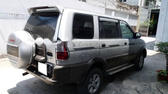 Bán Isuzu Hi Lander 2005, số sàn, màu bạc, máy dầu