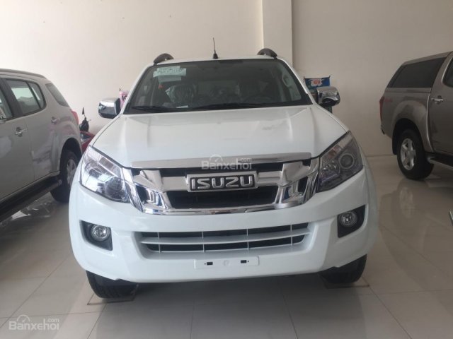 Bán Isuzu Dmax  đời 2017, màu trắng, nhập khẩu, giá 600tr