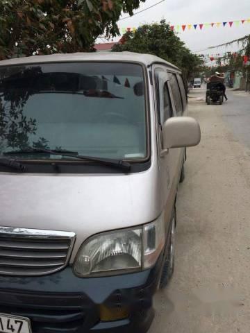 Cần bán gấp Toyota Hiace 1999, màu bạc