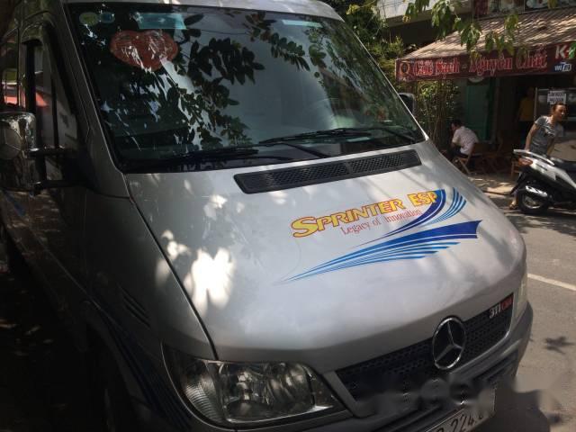 Gia đình bán xe Mercedes-Benz Sprinter 2004, đầy đủ đồ chơi