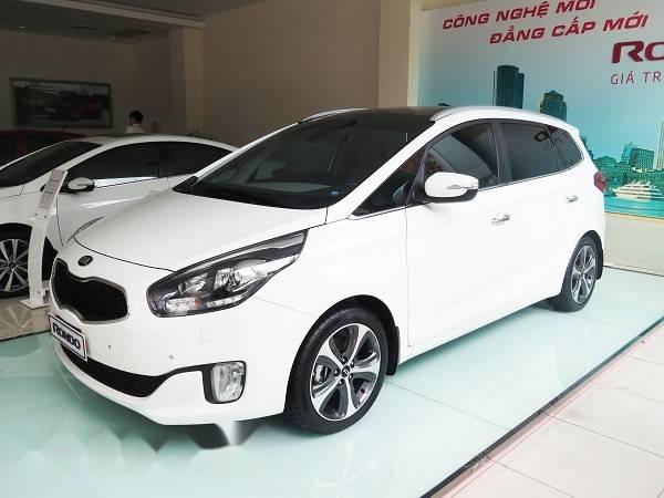 Bán xe Kia Rondo SK 2015 (mẫu 2016) màu trắng, mới 100%