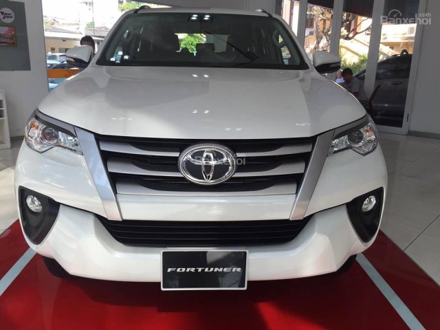 Toyota Fortuner 2019 | Giảm tiền mặt + tặng phụ kiện chính hãng