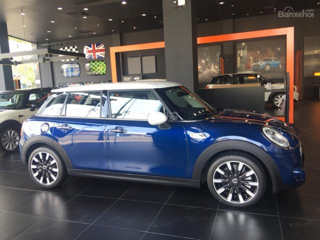 Bán xe Mini Cooper đời 2016, màu xanh, nóc trắng, nhập khẩu