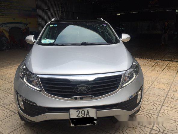 Cần bán gấp Kia Sportage đời 2013, màu bạc số tự động