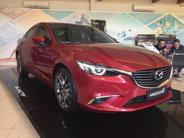 Bán ô tô Mazda 6 SD 2017, giá tốt, giao xe ngay