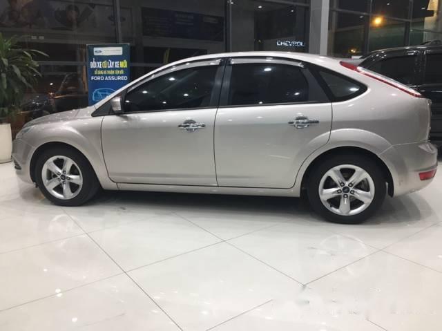 Cần bán xe Ford Focus Sport đời 2012 số tự động