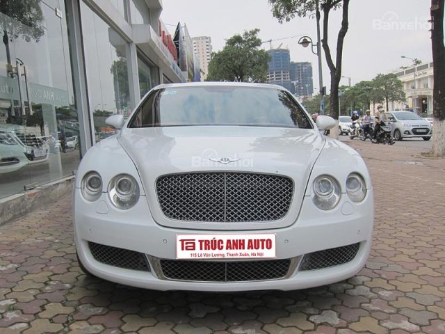 Cần bán xe Bentley Continental Flying Spur đời 2005, màu trắng