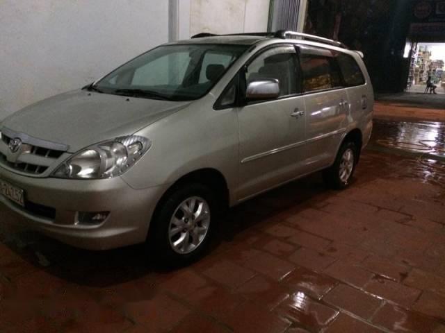 Bán xe cũ Toyota Innova đời 2006, màu bạc