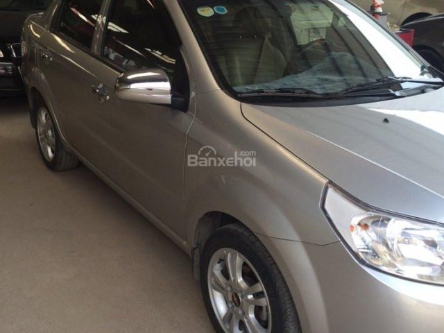 Bán Chevrolet Aveo 1.5LT màu ghi bạc 2015, biển HCM