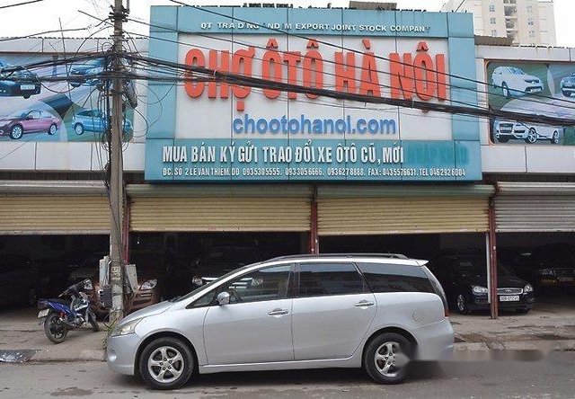 Chợ ô tô Hà Nội bán Mitsubishi Grandis AT đời 2005, màu bạc