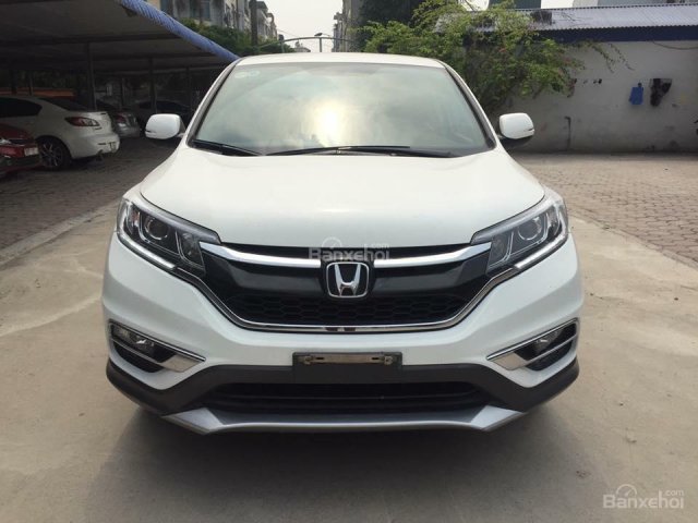 Bán Honda CR V 2.0 AT 2015, màu trắng, nội thất kem