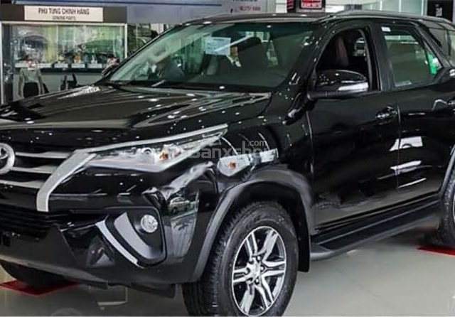 Bán ô tô Toyota Fortuner 2.4G sản xuất 2017, màu đen, nhập khẩu nguyên chiếc, giá 981tr