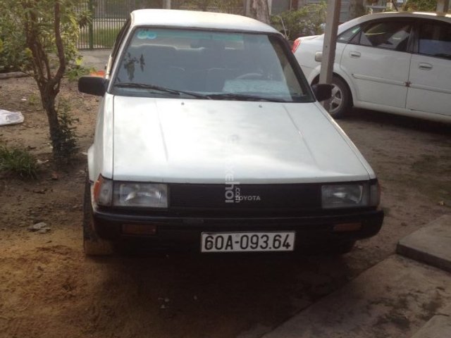 Bán Toyota Corolla đời 1985, màu trắng, nhập khẩu nguyên chiếc, 38 triệu