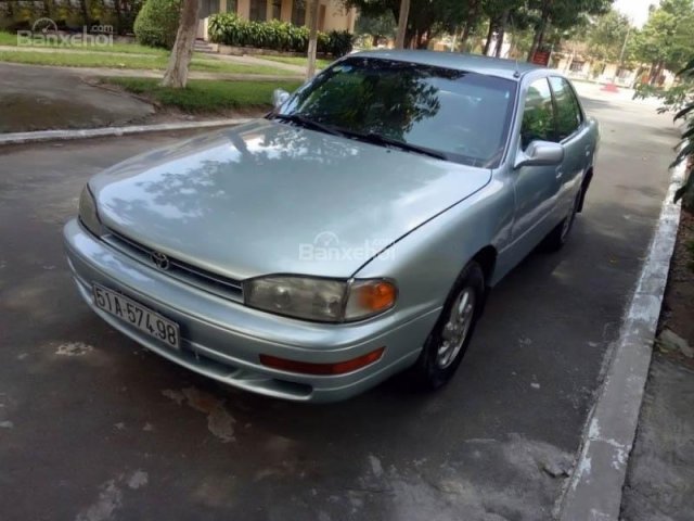 Bán Toyota Camry đời 1992, màu bạc, xe nhập chính chủ