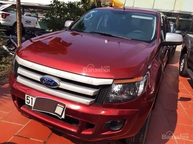 Cần bán xe Ford Ranger XLS đời 2015, màu đỏ, nhập khẩu chính hãng số sàn