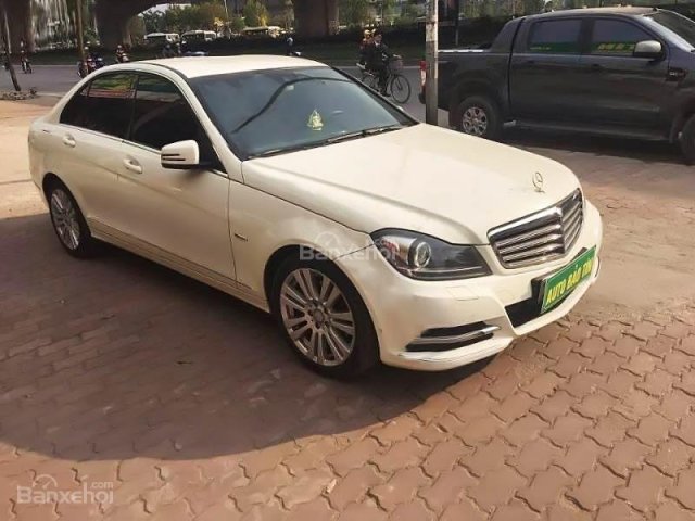 Bán Mercedes C250 màu trắng, sản xuất 2012, đăng ký cá nhân chính chủ