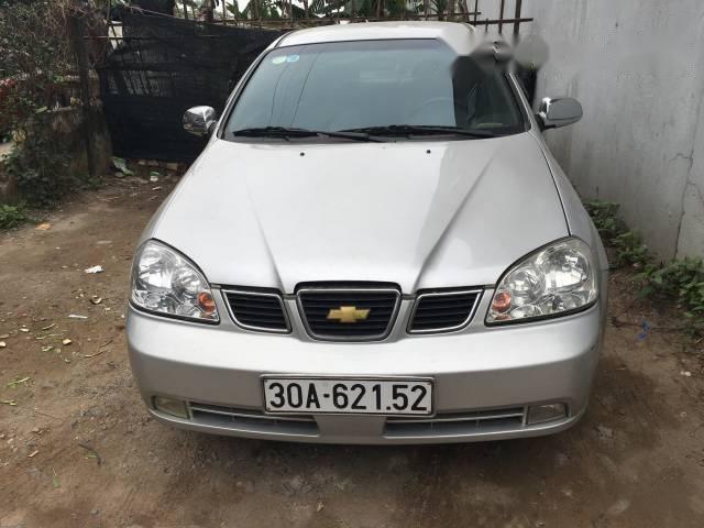 Bán xe cũ Chevrolet Lacetti đời 2004, màu bạc xe gia đình