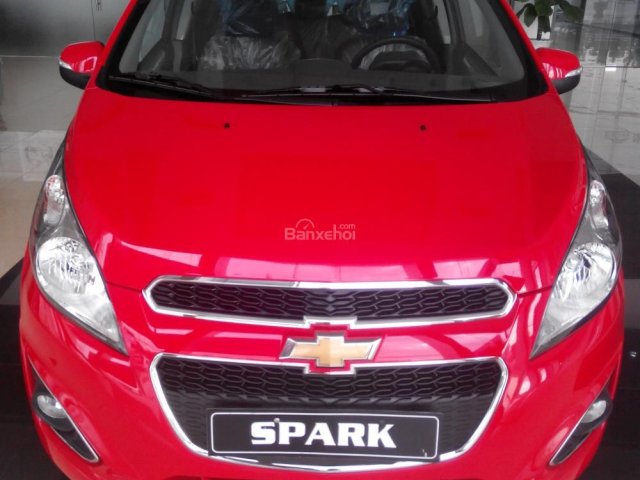 Bán xe thương hiệu Mỹ Chevrolet Spark 1.2 LT 2017, giá rẻ nhất thị trường