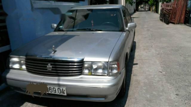 Bán Toyota Crown năm 1992, màu bạc, nhập khẩu nguyên chiếc, 118 triệu