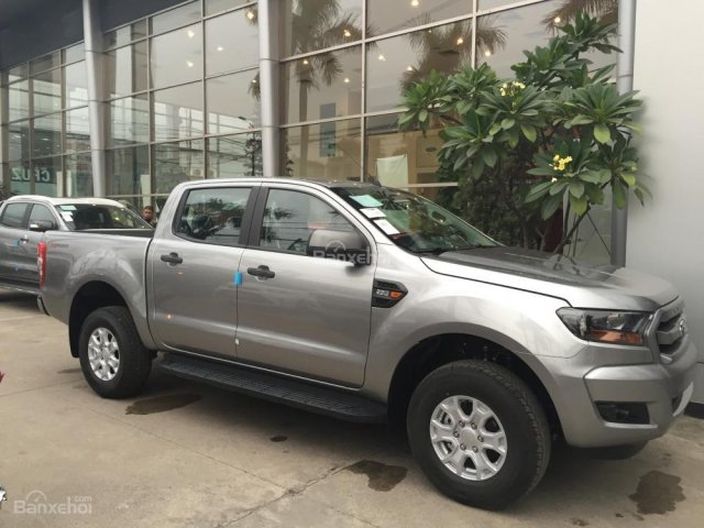 Vĩnh Phúc Ford bán Ford Ranger XLS MT 4x2 2017, đủ màu, nhập khẩu, giá tốt nhất tại Vĩnh Phúc