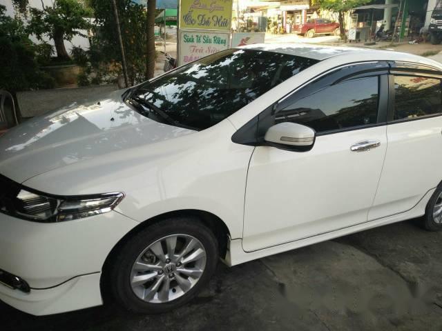 Bán Honda City đời 2014, màu trắng ít sử dụng