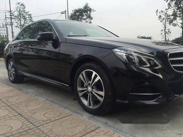 Cần bán gấp Mercedes E250 đời 2015, màu đen, xe nhập