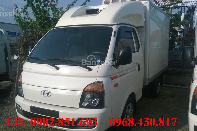 Bán xe tải thùng đông lạnh Hyundai Porter 1 tấn đời 2012, bản Gold