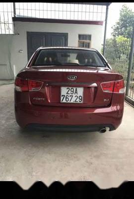 Cần bán gấp Kia Forte đời 2014, màu đỏ