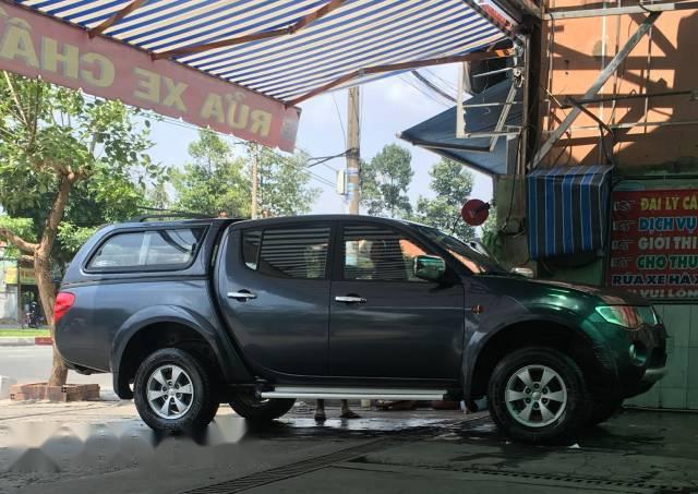 Cần bán gấp Mitsubishi Triton đời 2009, máy êm, tiết kiệm nhiên liệu