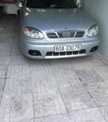 Cần bán Daewoo Lanos đời 2003, màu bạc