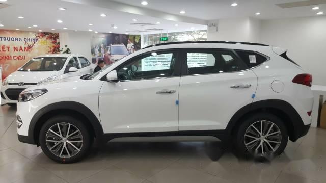 Bán xe Hyundai Tucson năm 2017, mới 100%