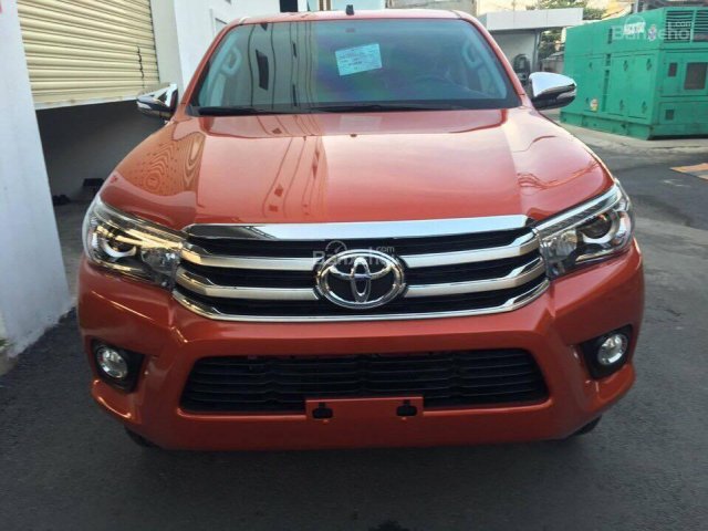 Toyota Hilux 2.4G-2.8G-2.8Q giao ngay -tặng thùng Carryboy cao cấp