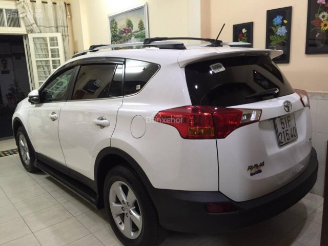 Bán Toyota RAV4 đời 2015, màu trắng, nhập khẩu chính hãng