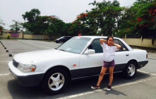 Cần bán lại xe Toyota Cressida năm 1989, màu trắng