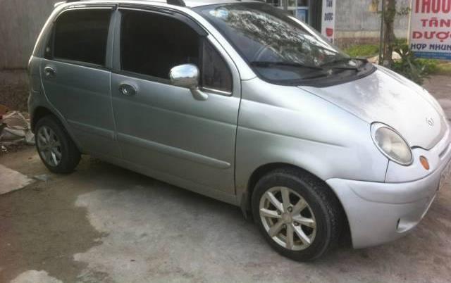 Gia đình bán Daewoo Matiz SE đời 2004, màu bạc