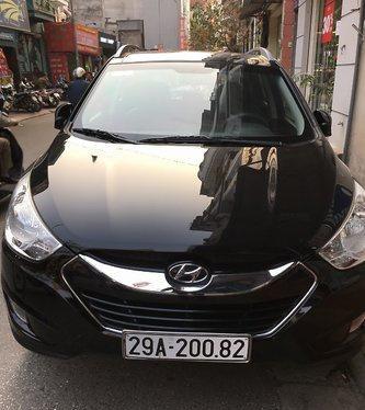 Bán xe cũ Hyundai Tucson đời 2010, màu đen xe gia đình, giá tốt