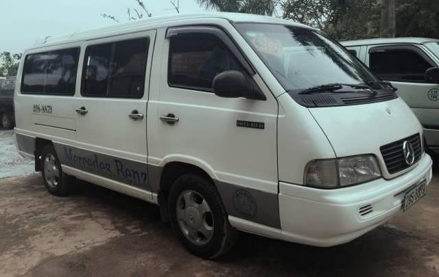 Bán xe Mercedes năm 2004, màu trắng, giá tốt