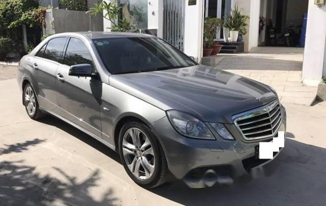 Bán Mercedes E250 2009, màu xám, biển số thành phố