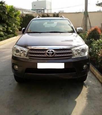 Chính chủ bán xe Toyota Fotuner V 2009, 2 cầu, 580tr