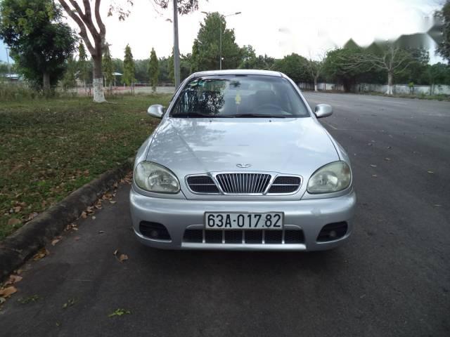 Chính chủ bán ô tô Daewoo Lanos năm 2004, màu bạc, giá 126tr