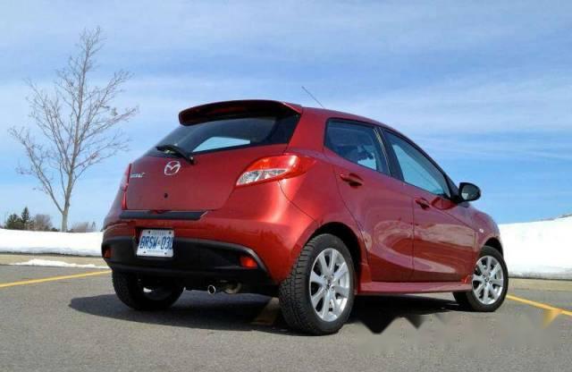 Bán Mazda 2s đời 2014, tự động, nữ chạy