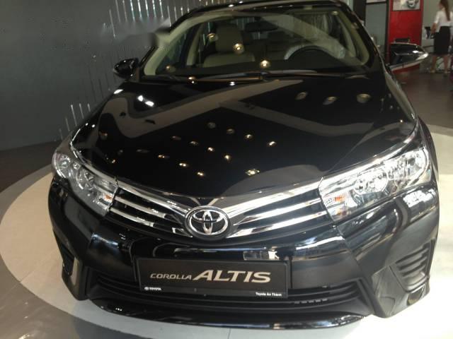 Bán Toyota Corolla Altis 1.8G đời 2017, màu đen