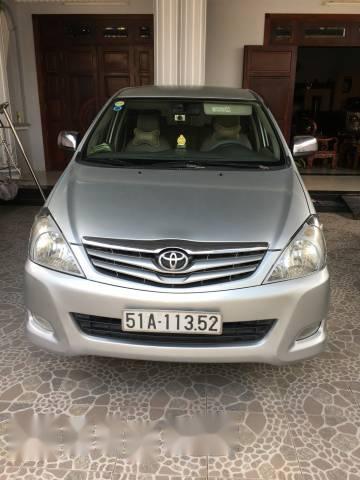 Chính chủ bán xe Toyota Innova đời 2011, màu bạc