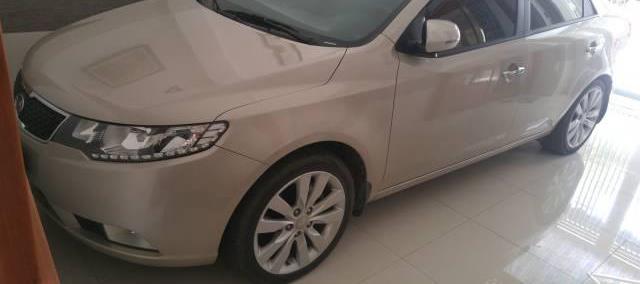 Bán ô tô Kia Forte 2013 số sàn, giá tốt