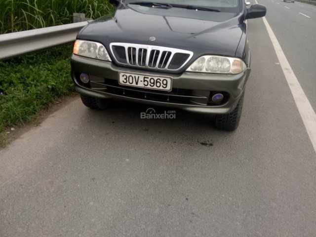 Cần bán xe Ssangyong Musso đời 2004, màu đen, nhập khẩu