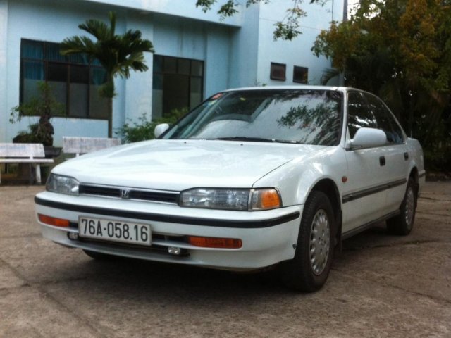Bán xe Honda Accord EX 2.0 đời 1992, màu trắng, nhập khẩu, 170 triệu