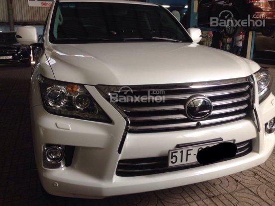 Bán ô tô Lexus LX 570 đời 2013, màu trắng, nhập khẩu